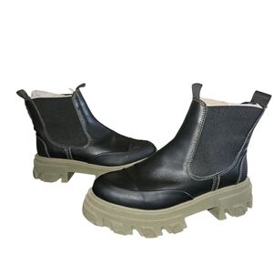 Ganni Black Leather Chelsea Lug Sole Boots with Olive Platform Size 39 (9)
